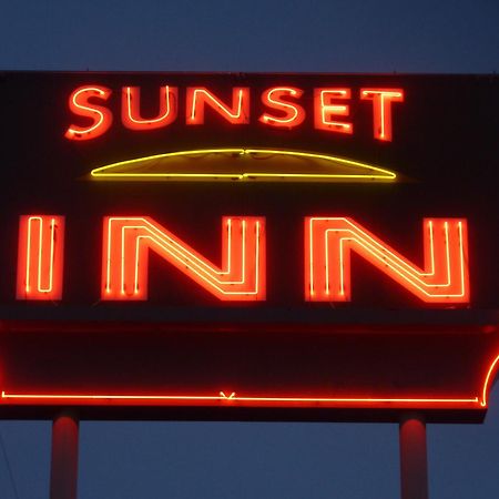 Sunset Inn Grants Pass Bagian luar foto