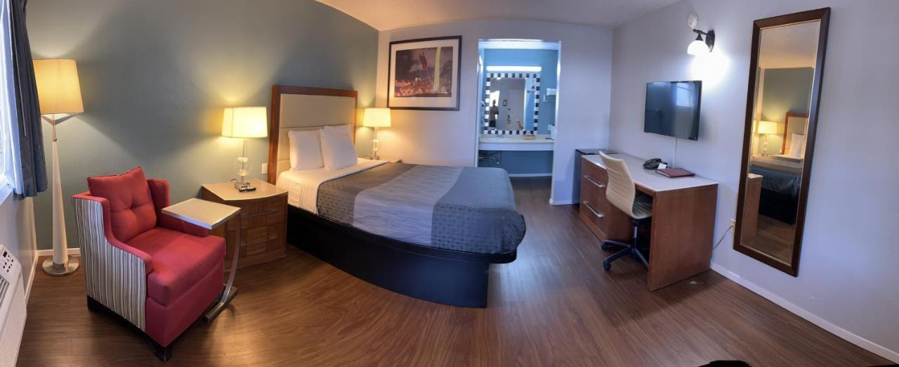 Sunset Inn Grants Pass Bagian luar foto